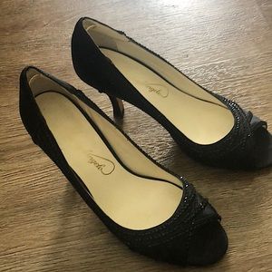 Black dressy pump heels